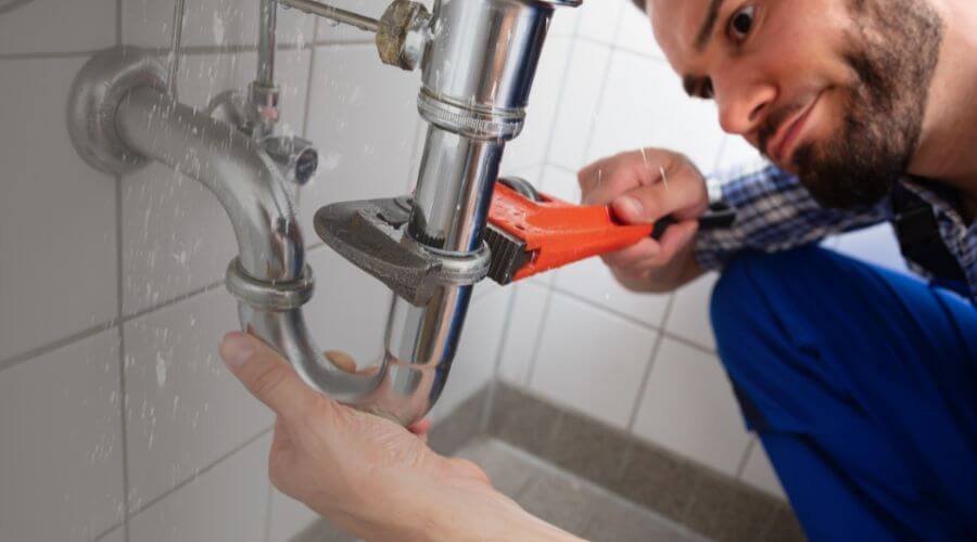 Expert burst pipe repair services in Scott, LA